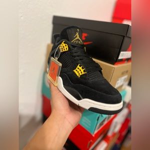 Jordan 4 Royalty’s
